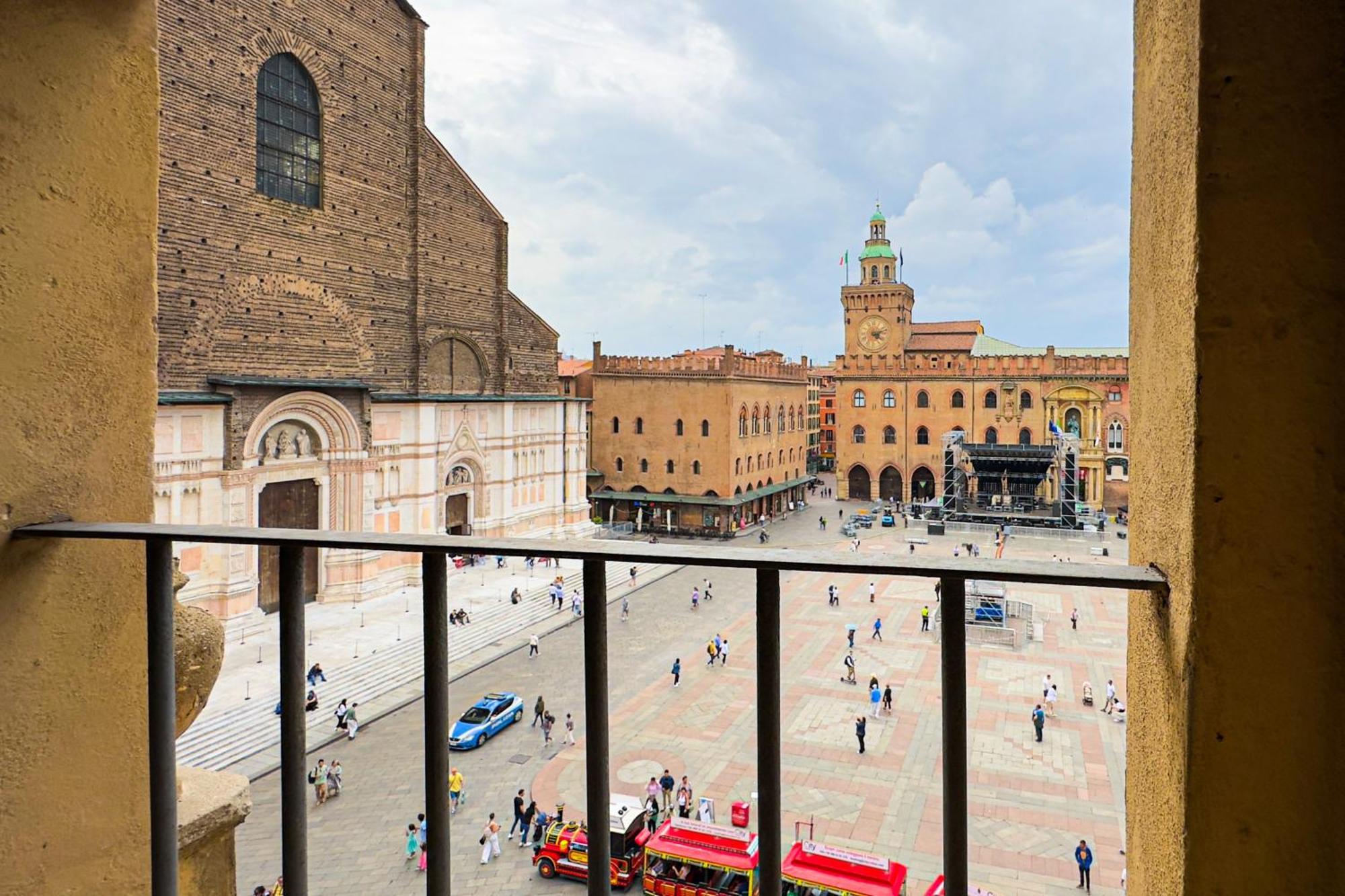 Immobo Domus - Piazza Maggiore View Болоня Екстериор снимка